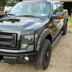 Meet your Posher, Val